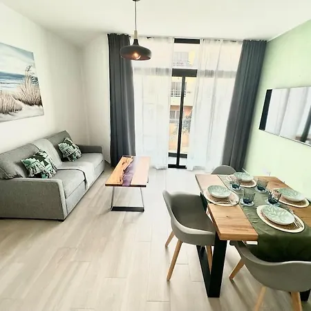 El Palmito En Centro, Terraza Privada, Cocina Completa Y Wifi * Corralejo