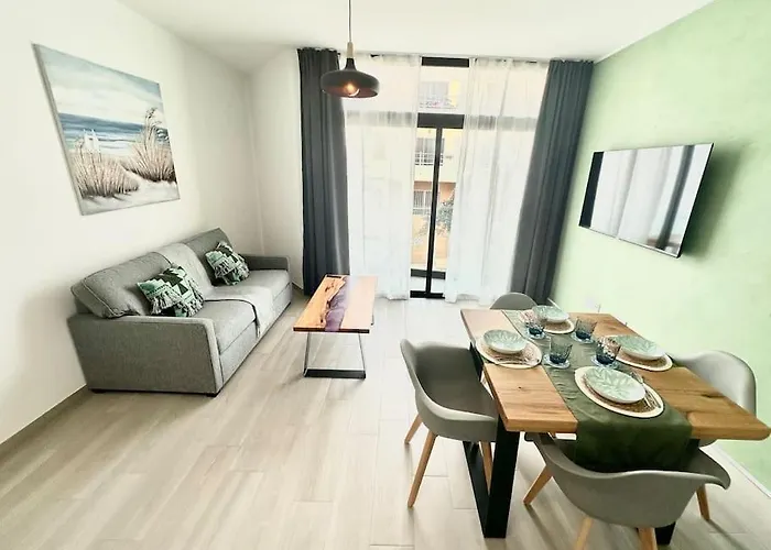 El Palmito En Centro, Terraza Privada, Cocina Completa Y Wifi * Corralejo